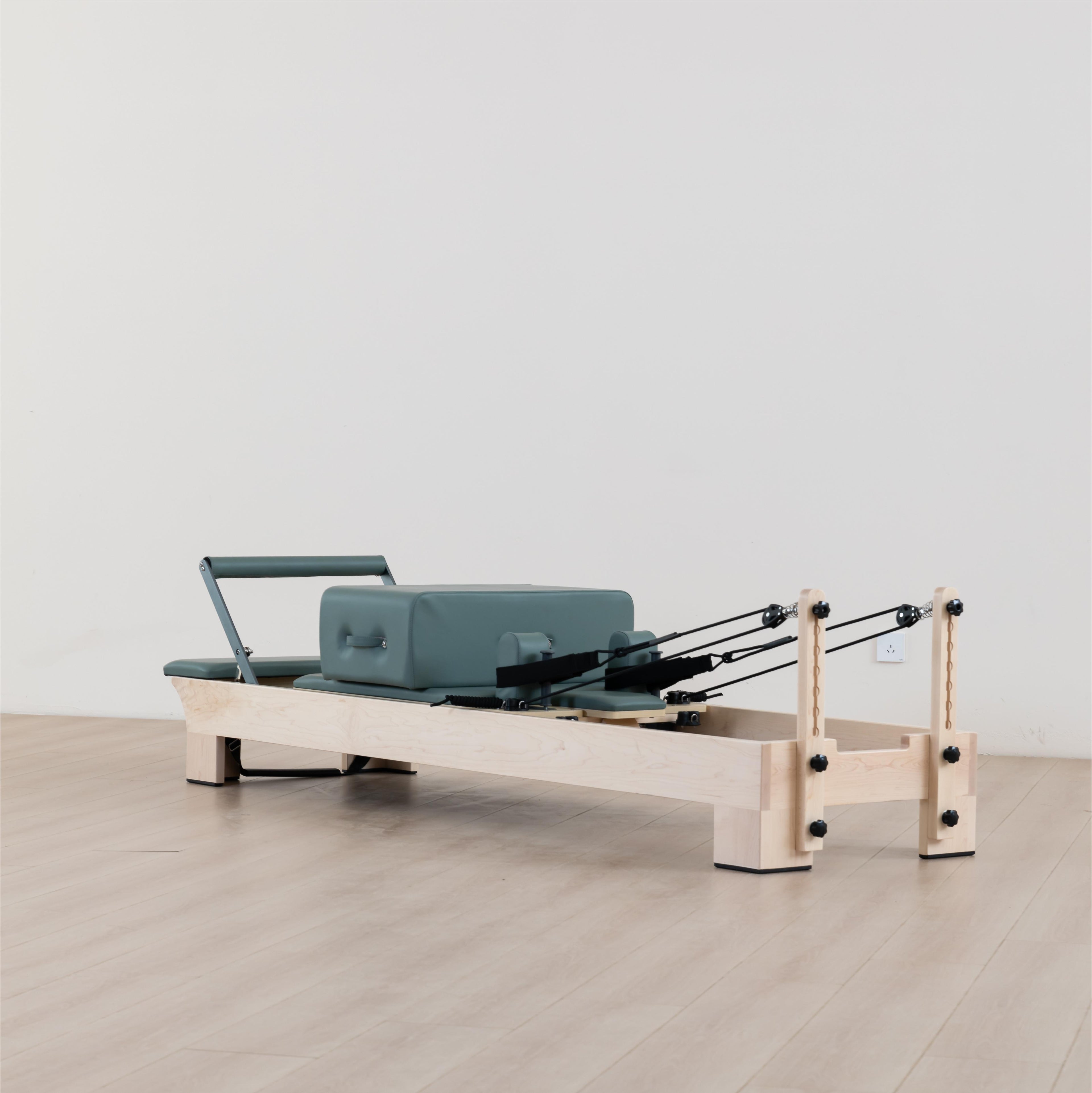 Lux & Miles Studio Reformer MX Maple Wood