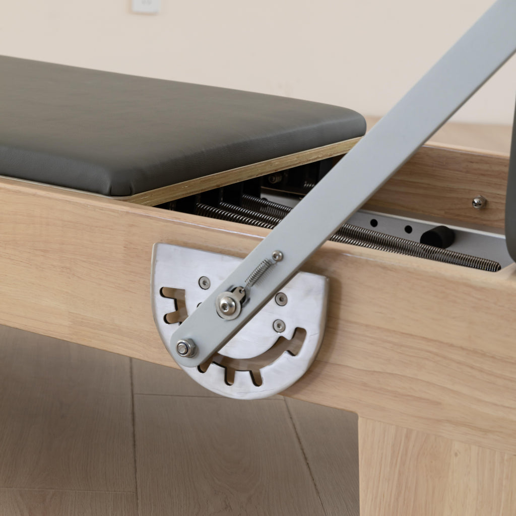 Lux & Miles Reformer GX Classic Oak Wood (2025 Version)