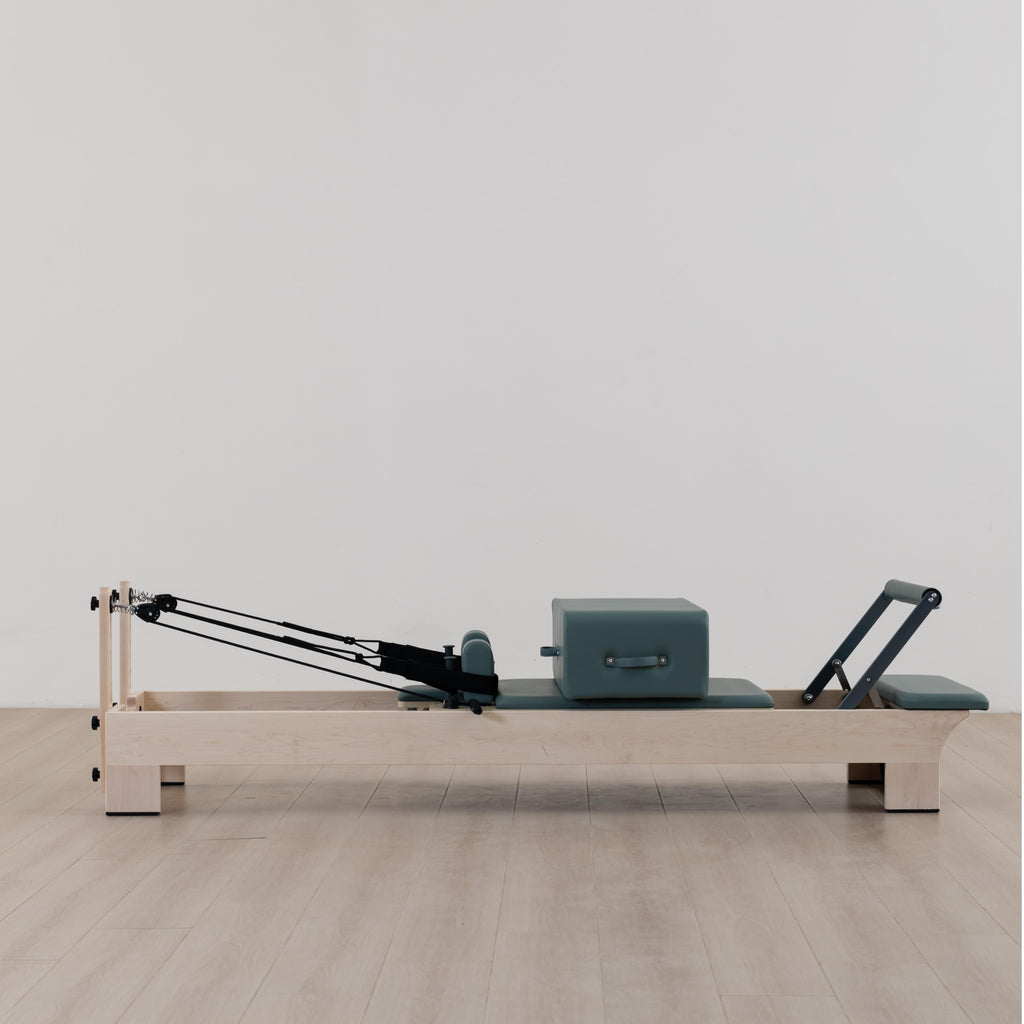 Lux & Miles Studio Reformer MX Maple Wood